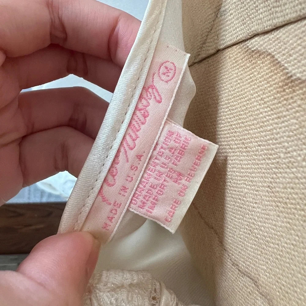 Cream Lace Bodice Maxi Dress with Sheer Skirt - Picture 3 of 4